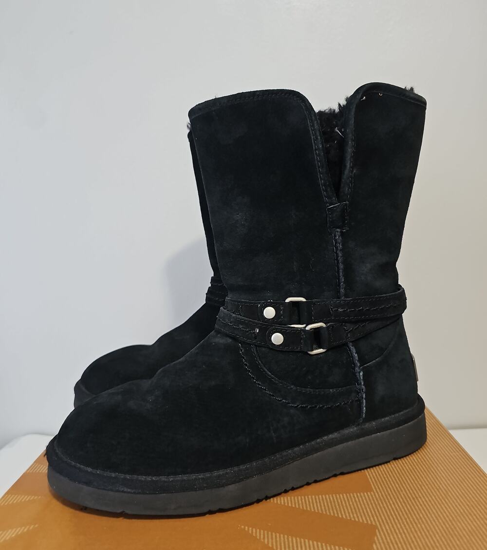 UGG Australia PALISADE Black Short Boots Suede Sheepskin Womens 8 100770
